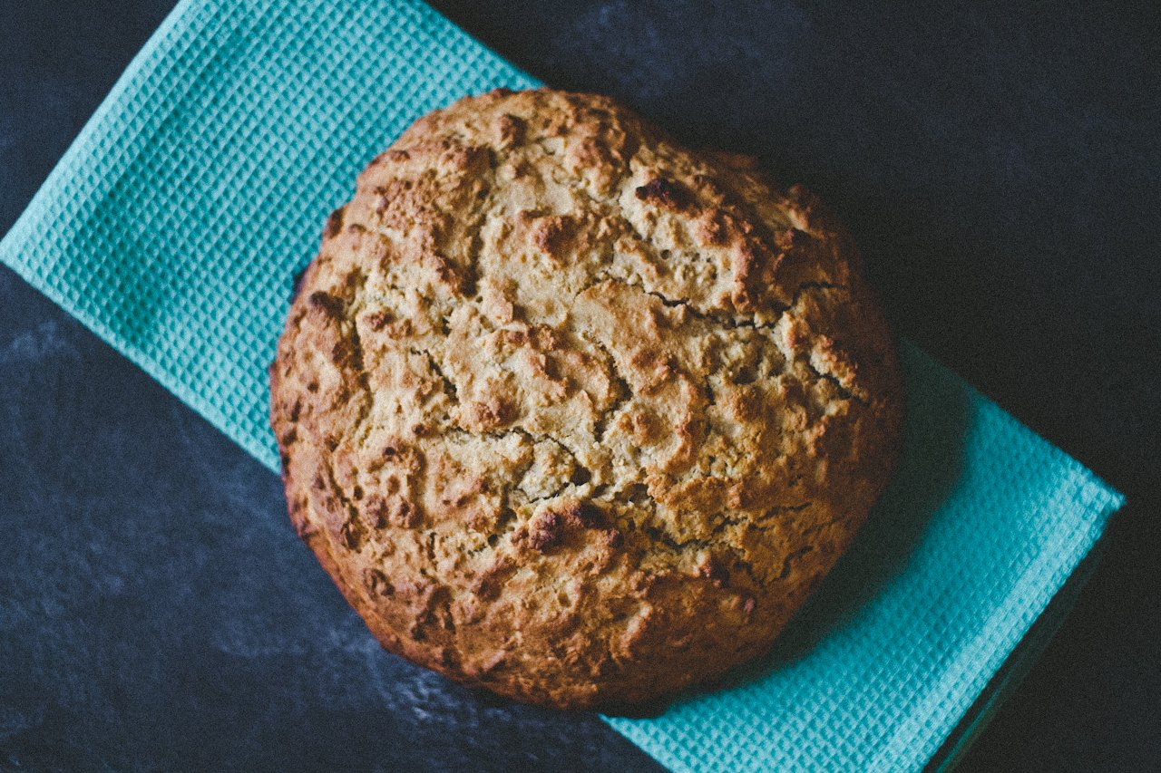 On The Table: Honey Oat Bread