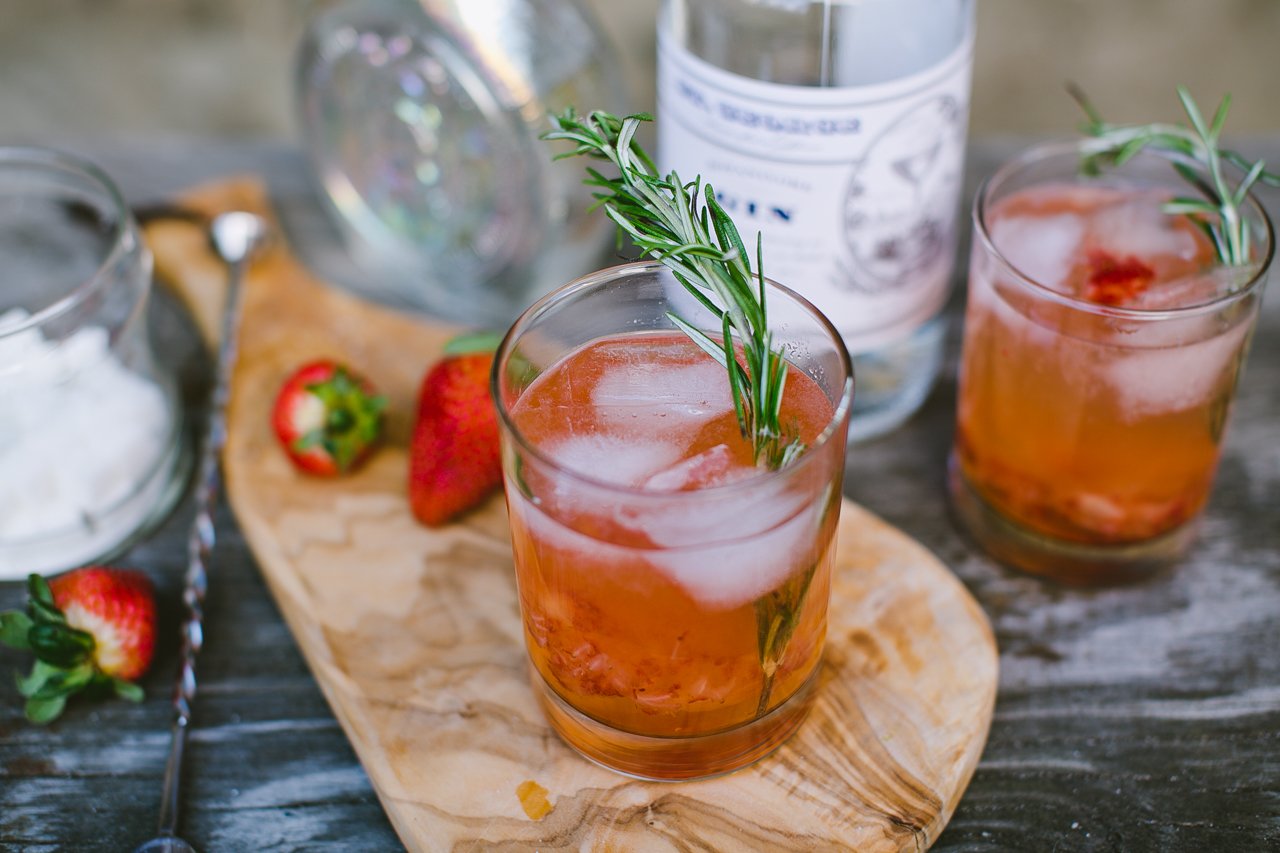 Strawberry & Lemon Gin Fizz